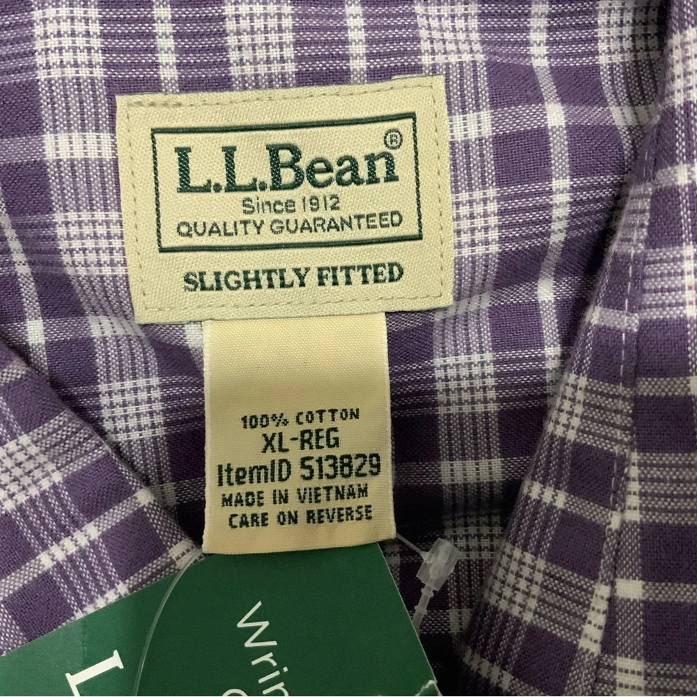 L.L. Bean Men's Purple Checkered Slightly Fitted Button Down Shirt. Size XL-Reg.